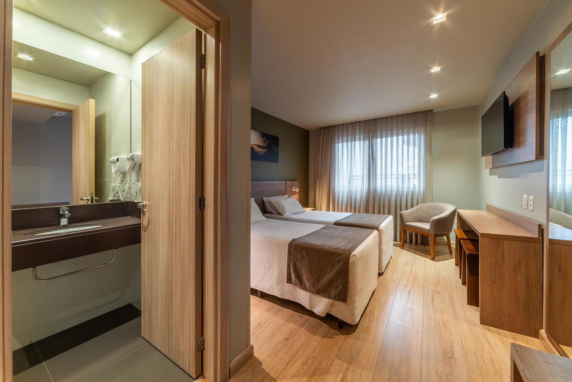 Hotel Laghetto Pedras Altas Gramado Bagian luar foto